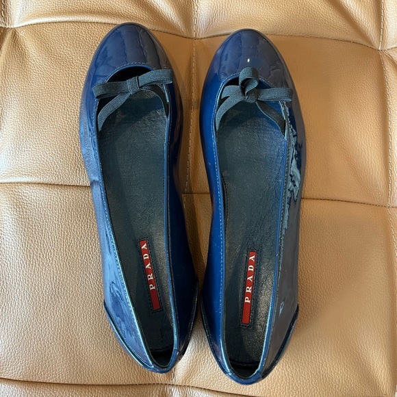 Beautiful Navy Prada Ballerina Flats - Picture 3 of 12